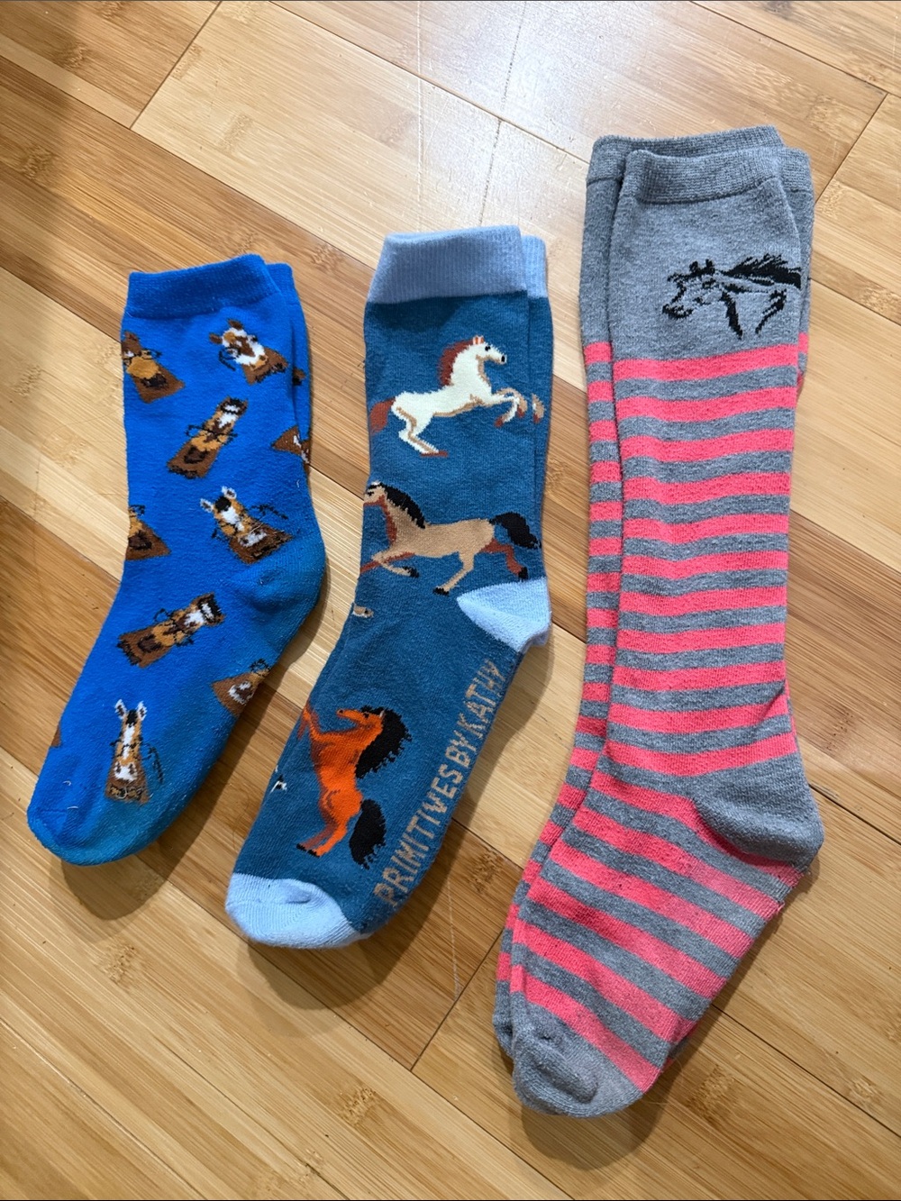 Horse Pattern Crew Socks - Blue, Teal & Gray/Pink
